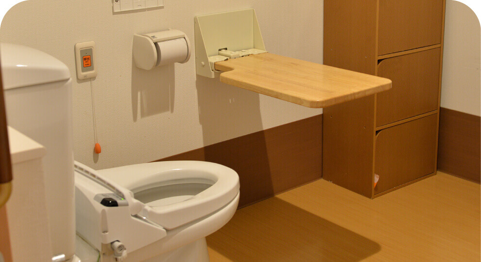 トイレに座る
